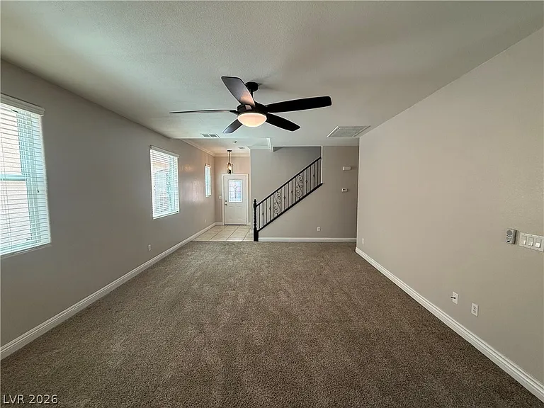 6982 Majestic Palm Dr — Photo 4