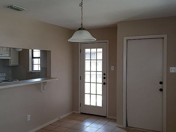 2nd image of 725 Windwood Way