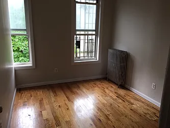 Rented by Premier Metro Realty Corp