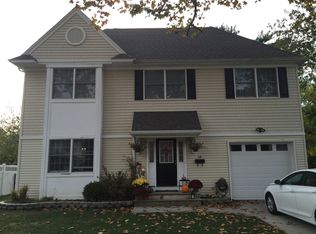 18 Tilton Ave, Red Bank, NJ 07701