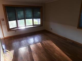 2nd image of 39820 Parklawn Dr