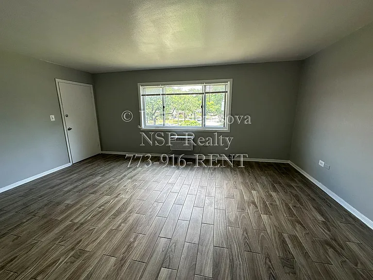 1306 Carol St #B — Photo 11