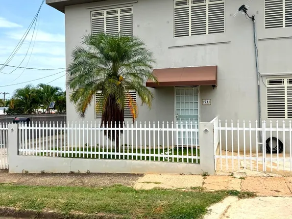 7 San Carlos #7, Aguadilla, PR 00603