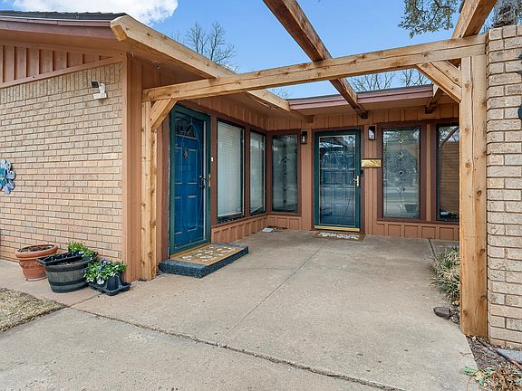 4th image of 3807 68th St