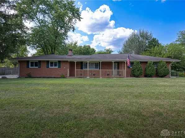 2654 Greene Hills Dr, Dayton, OH 45431