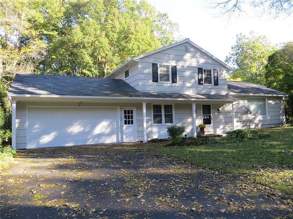 1st image of 19 Woodside Ln