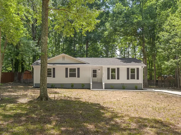 809 Royal Oaks Dr, Durham, NC 27712