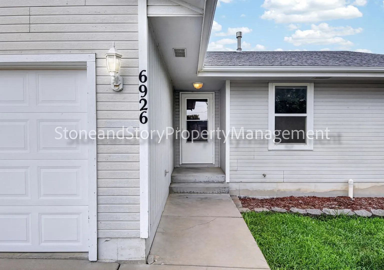 4 bedroom 3 bath in Washburn Rural School District — Photo 2