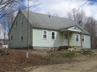 736 1st Crown Point Rd, Strafford, NH 03884