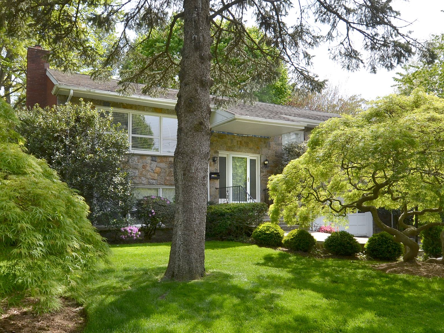 85 Emerson Ave, New Rochelle, NY 10801 Zillow