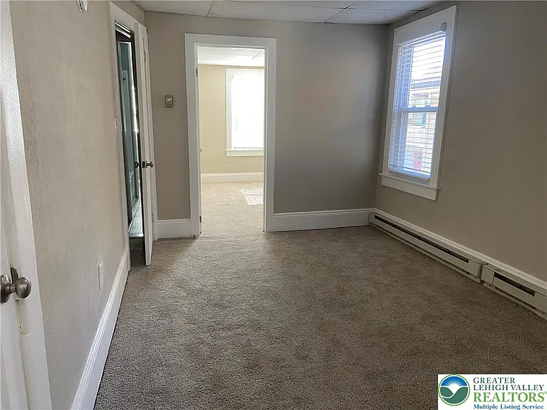 810 Pine St — Photo 20