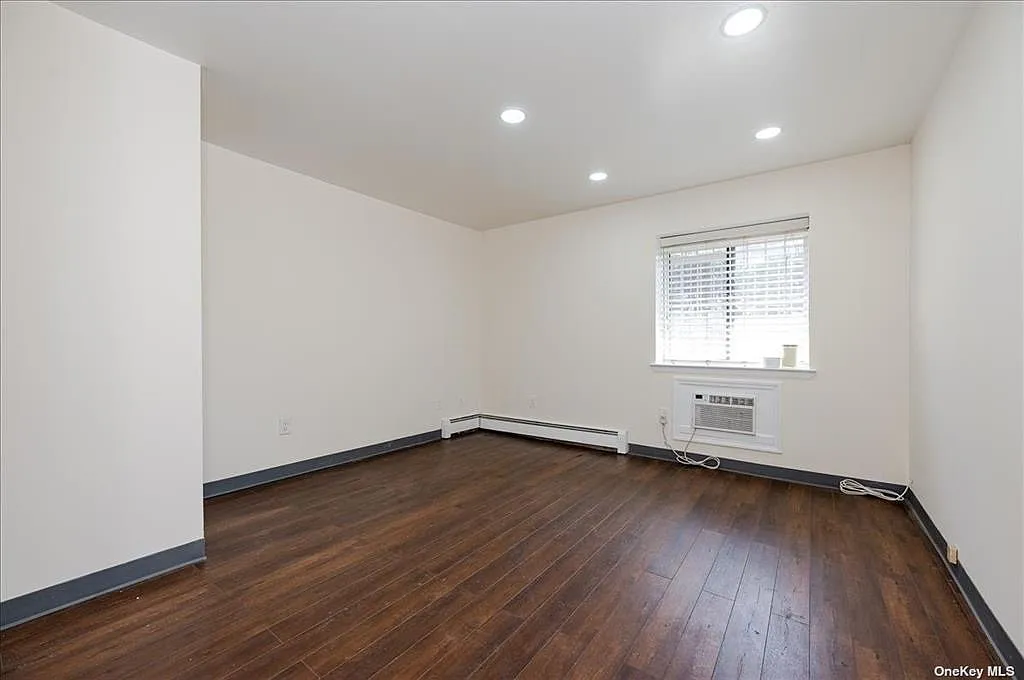 2 bed, 820 sqft, $2,480 — Photo 4