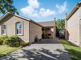 361 Cornerbrook Pl, Waterloo, ON N2V1M3