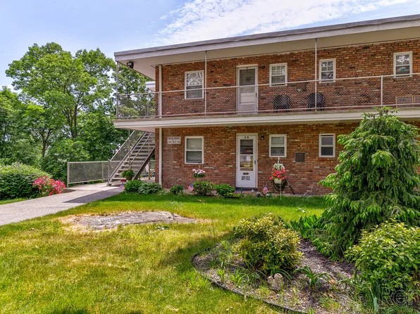 Mountain Top Estates, 77 Forest Dr #20e09fac3, Bloomingdale, NJ 07403