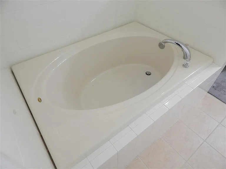 6367 Bridgecrest Dr — Photo 18