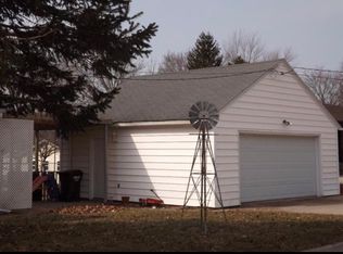 317 N Church St, Conrad, IA 50621