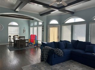 18902 W De Vaca Ln, Galveston, TX 77554