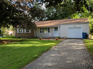 2715 Canterbury Ln, Indianapolis, IN