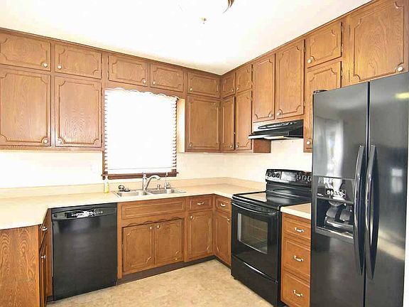 5th image of 8421 Chapel Glen Dr