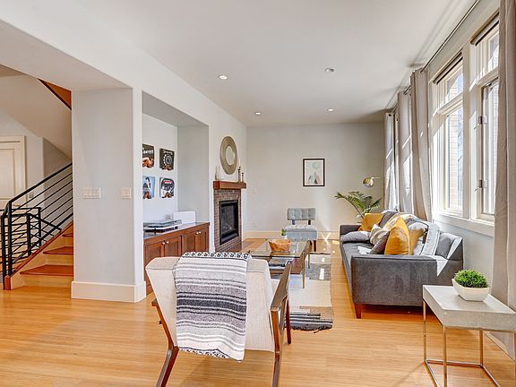 5th image of 551 Cook St