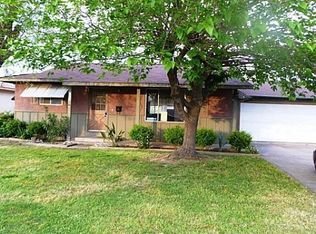 1214 Amy Dr, Newman, CA 95360