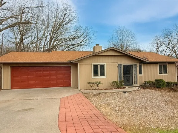 9 Minton Ln, Bella Vista, AR 72715