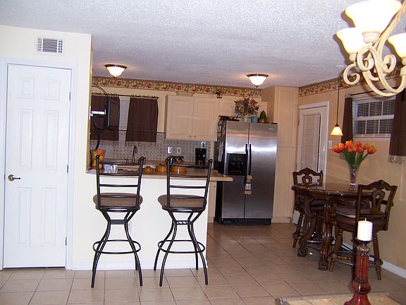 5th image of 4942 Gawain Dr