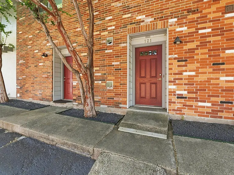 2122 Hancock Dr #121 — Photo 31
