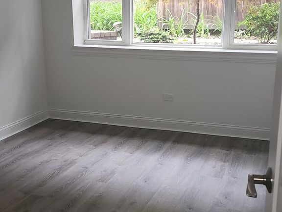 2nd image of 459 South Blvd APT 1B