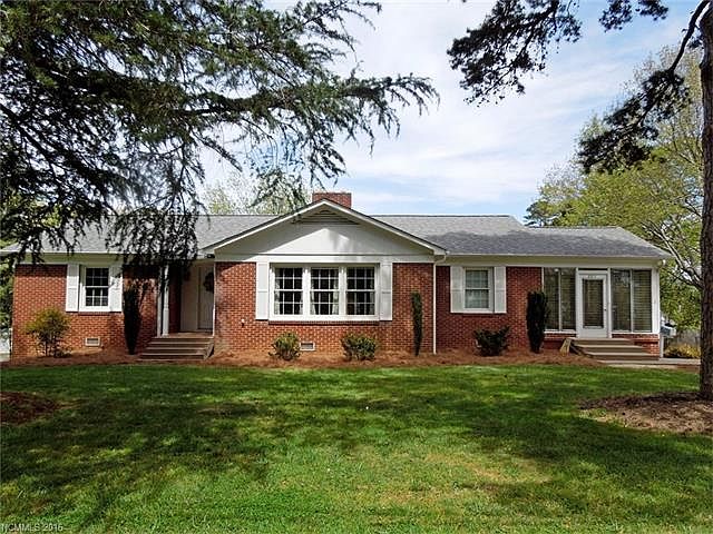 1st image of 261 Old Caroleen Rd
