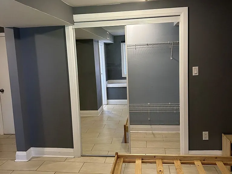 107 Brookhaven Dr #LOWER — Photo 11