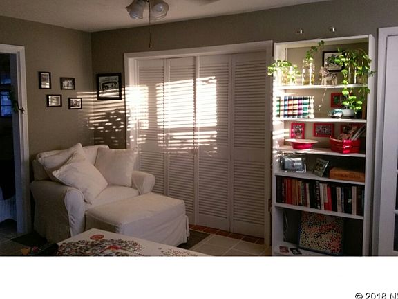 3rd image of 920 Faulkner St