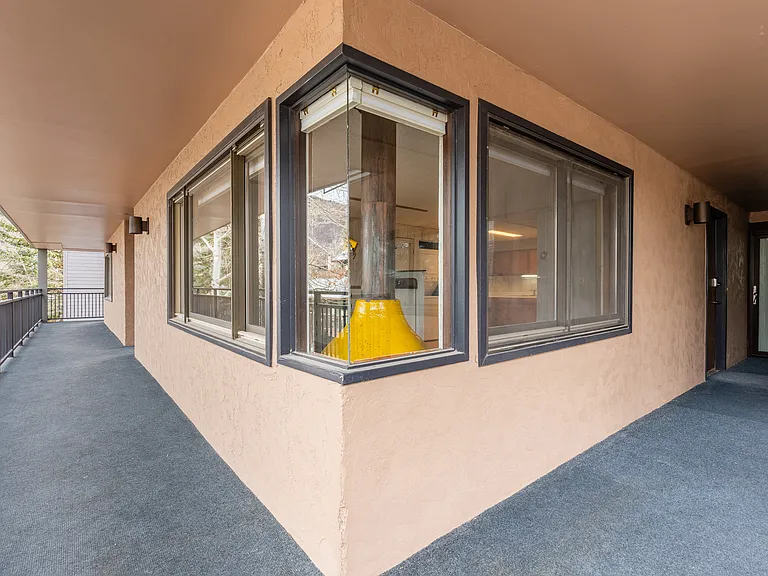 700 S Monarch St #207 — Photo 13