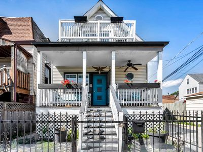 2712 W Saint Helen St, Chicago, IL, 60647