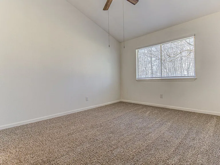 5706 Gloucester Ln — Photo 25