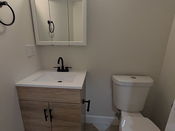 2nd image of 44 Warner St #5B