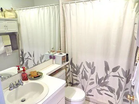 1750 Washington St #5 — Photo 9