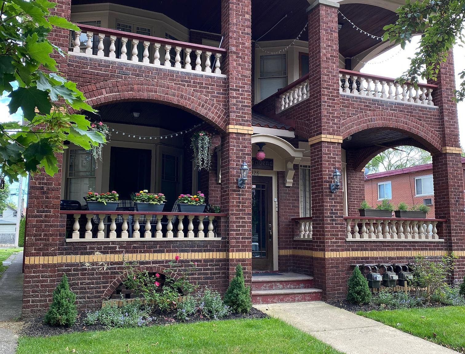 328 4th St, Elyria, OH 44035 Zillow