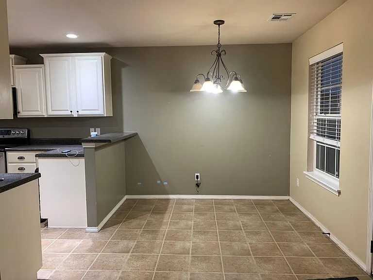700 N Cummings Ave — Photo 16