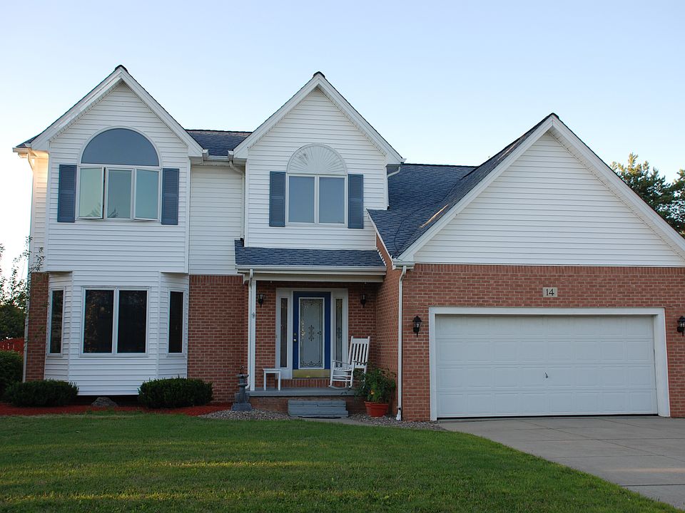 14 Hampton Ct