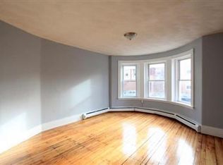 131 Harvard St #1, Cambridge, MA 02139