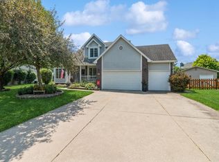 618 NE Keystone Dr, Ankeny, IA 50021