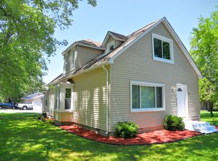 18760 Oak Ave, Lansing, IL 60438