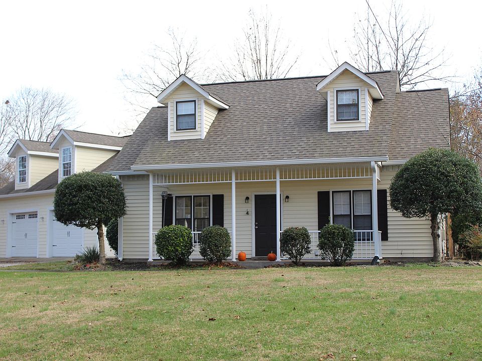 1st image of 852 Raines St