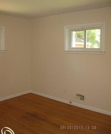 5th image of 1400 Miller Ave