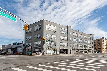 102 Thames Street in East Williamsburg