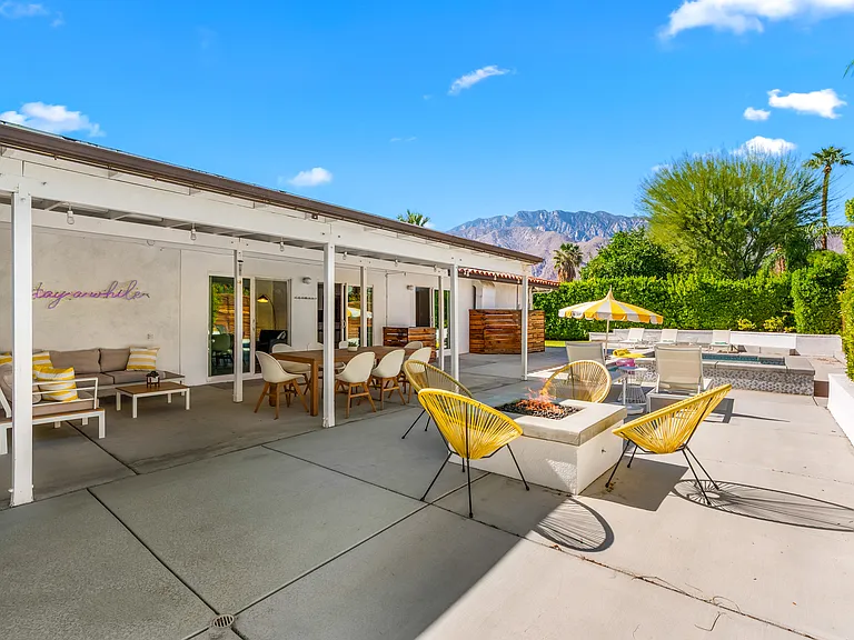 1184 E Pajaro Rd — Photo 13