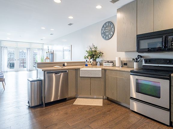 2nd image of 12 Washington Ave #5