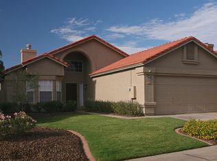 3231 E Silverwood Dr, Phoenix, AZ 85048
