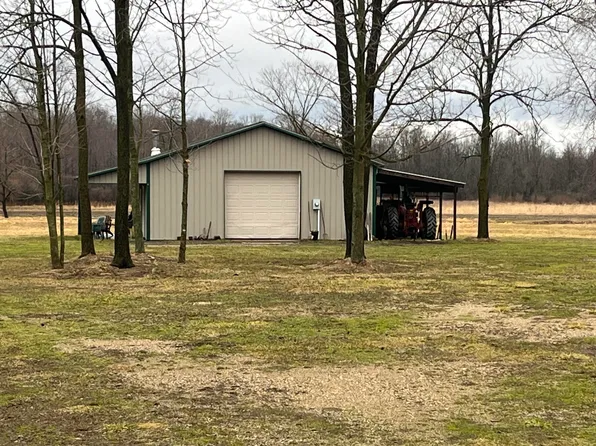 63464 60th St, Hartford, MI 49057